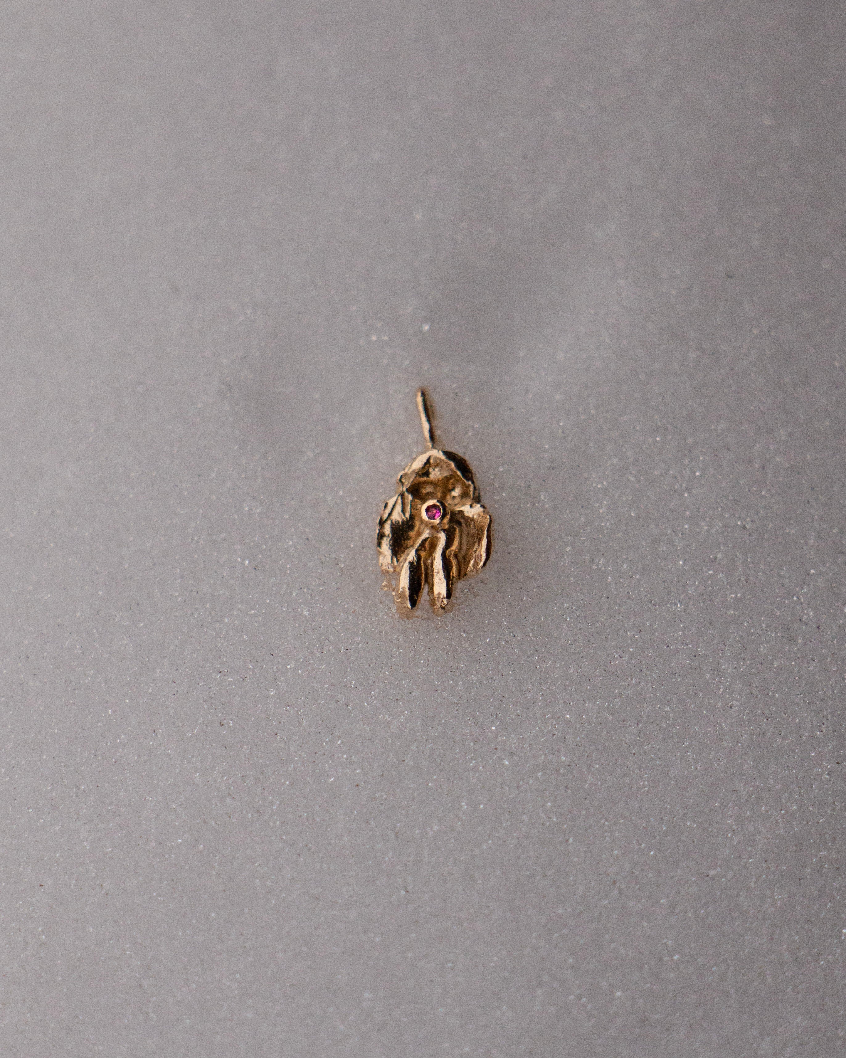 DROOPY ORCHID PENDANT