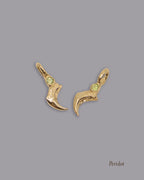 GEMSTONE CLAW PENDANT