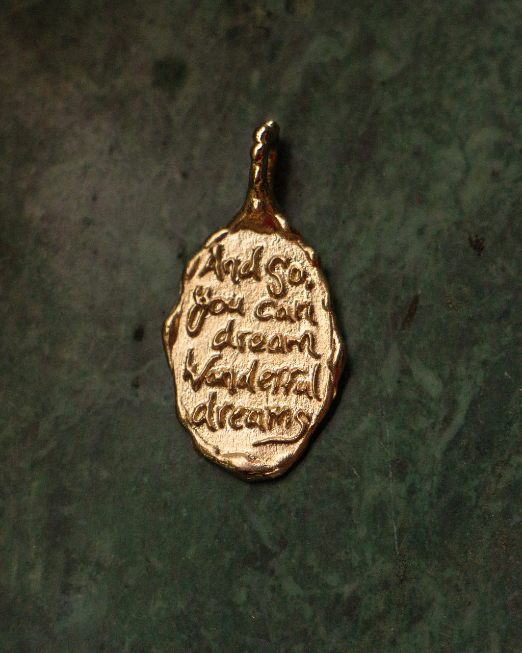 DREAMS PENDANT