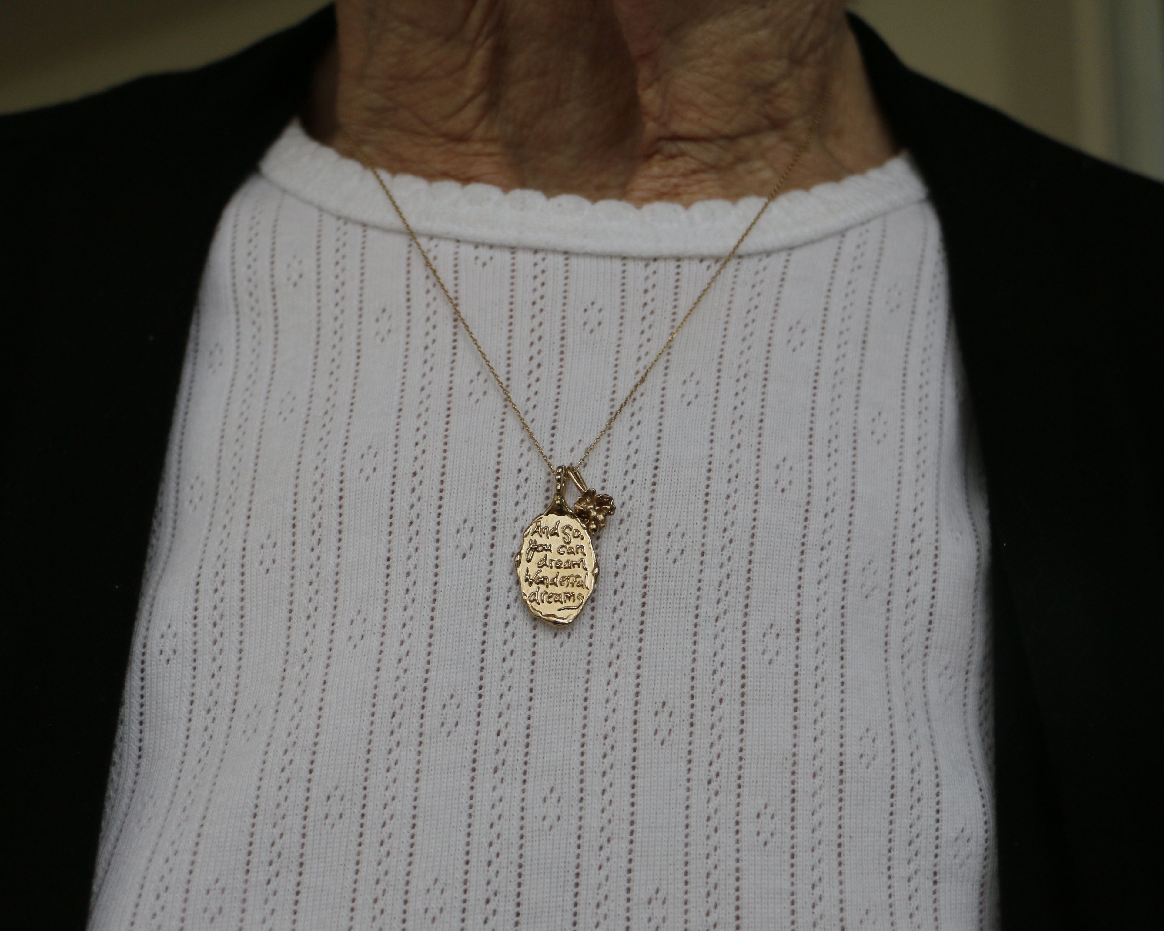 DREAMS PENDANT