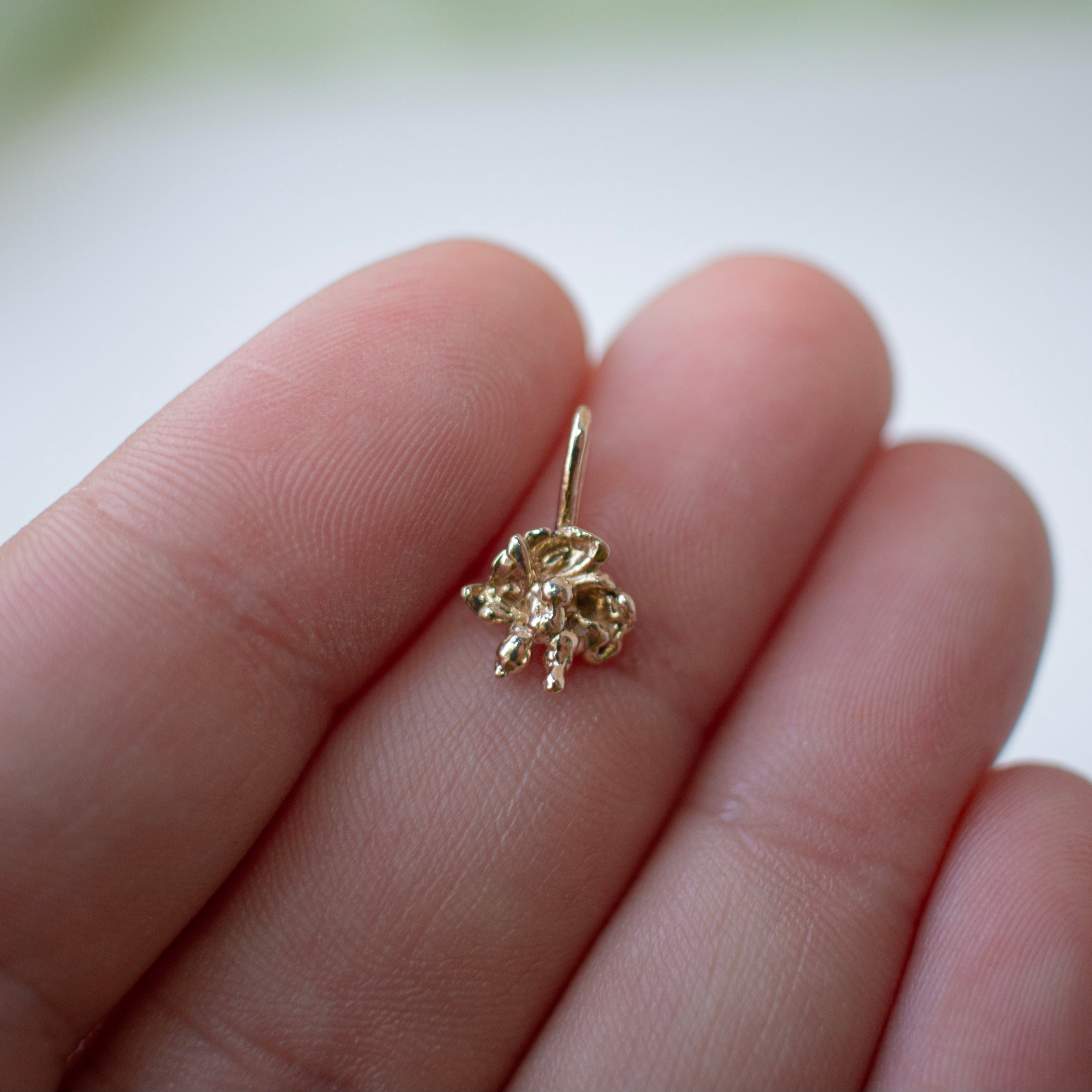 RUFFLED ORCHID PENDANT