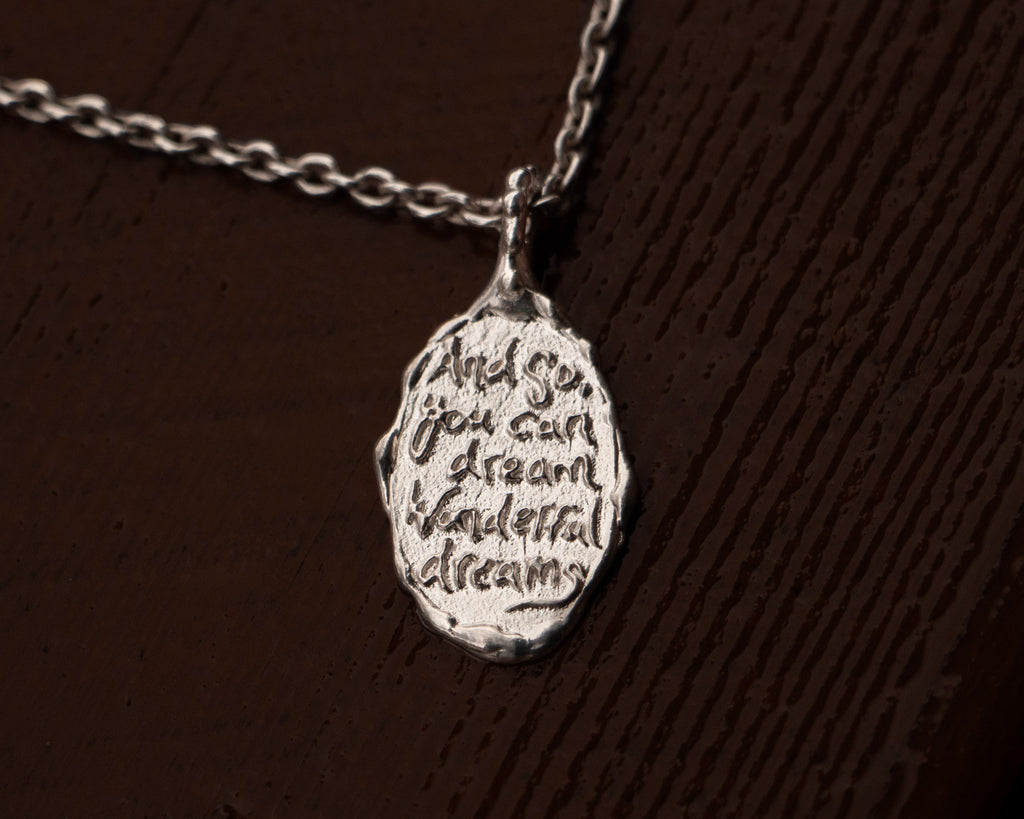 DREAMS PENDANT