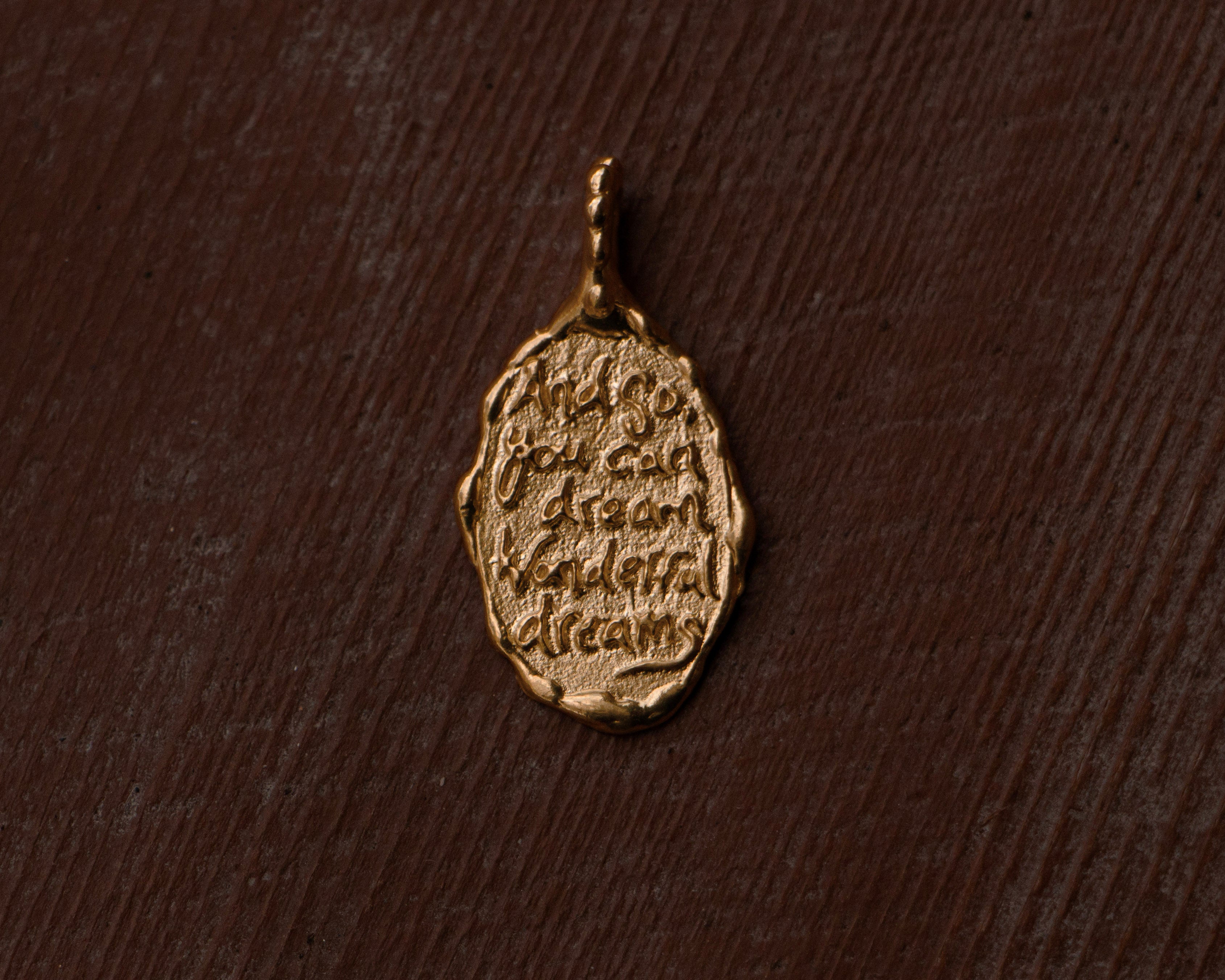 DREAMS PENDANT