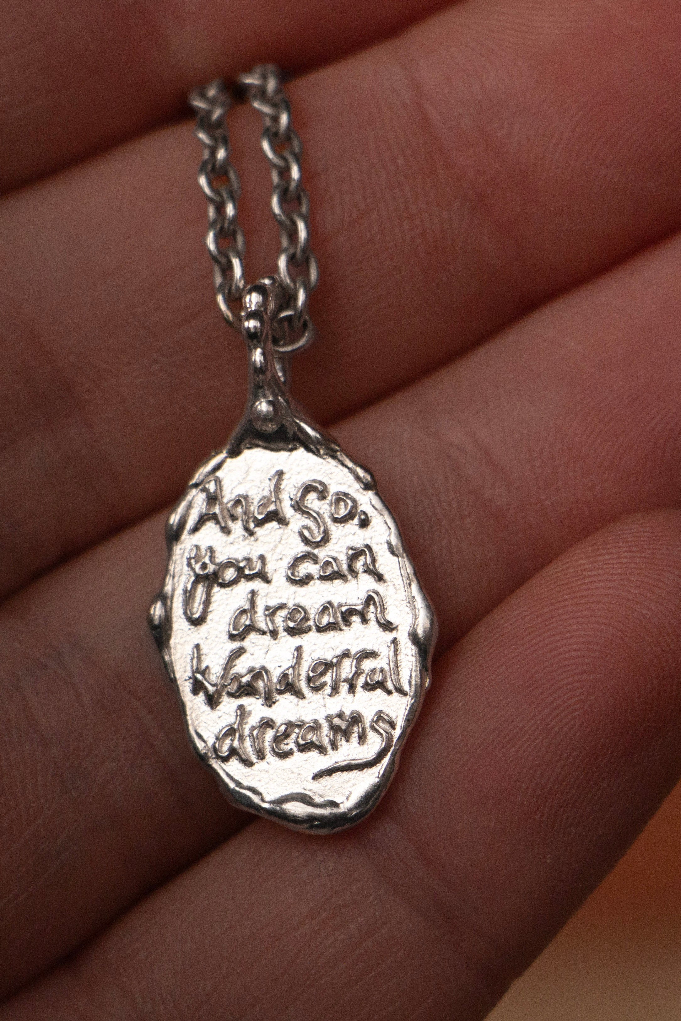 DREAMS PENDANT