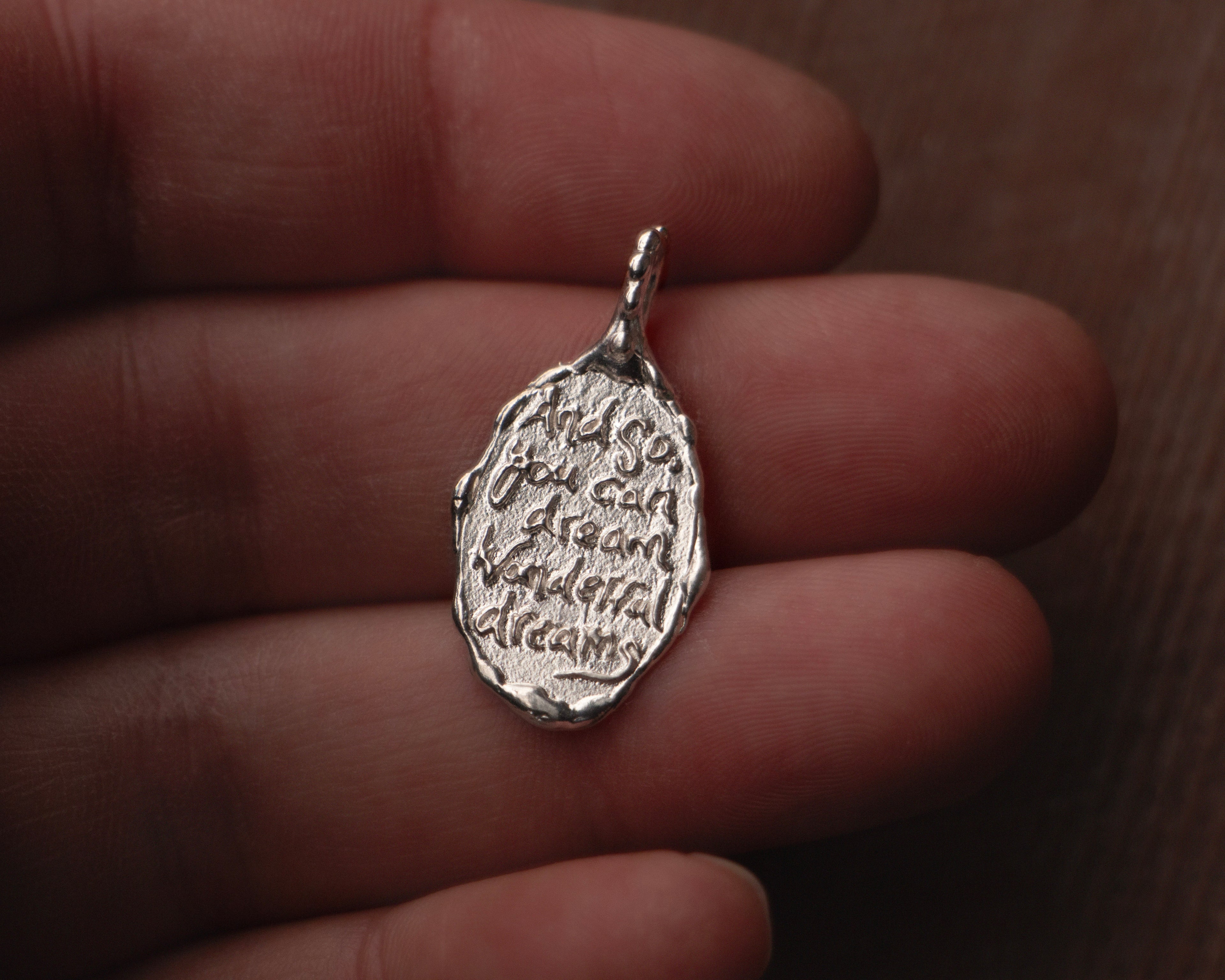 DREAMS PENDANT
